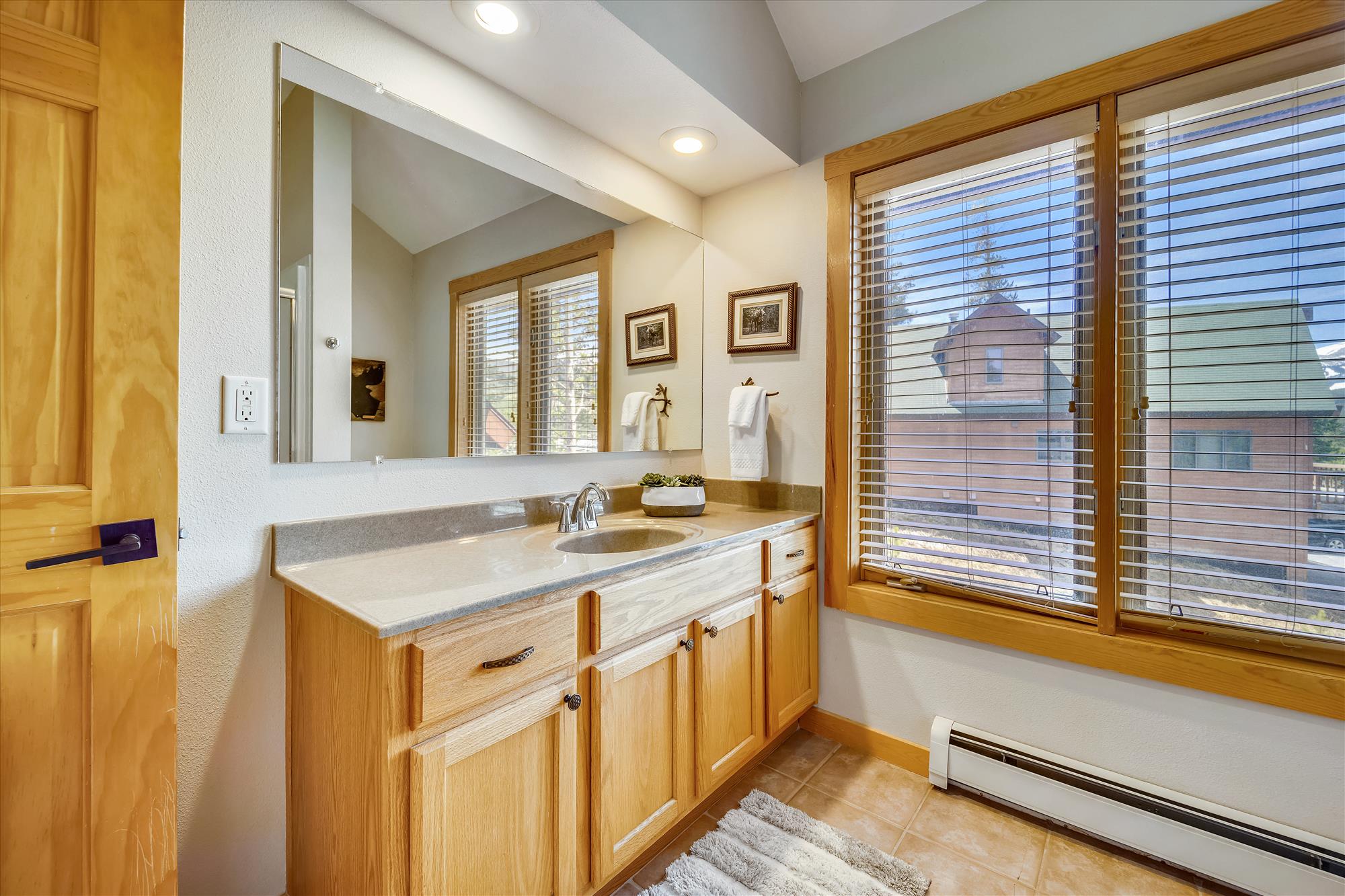 Master Bathroom vanity - Powder Moose Villa - Breckenridge Vacation Rental