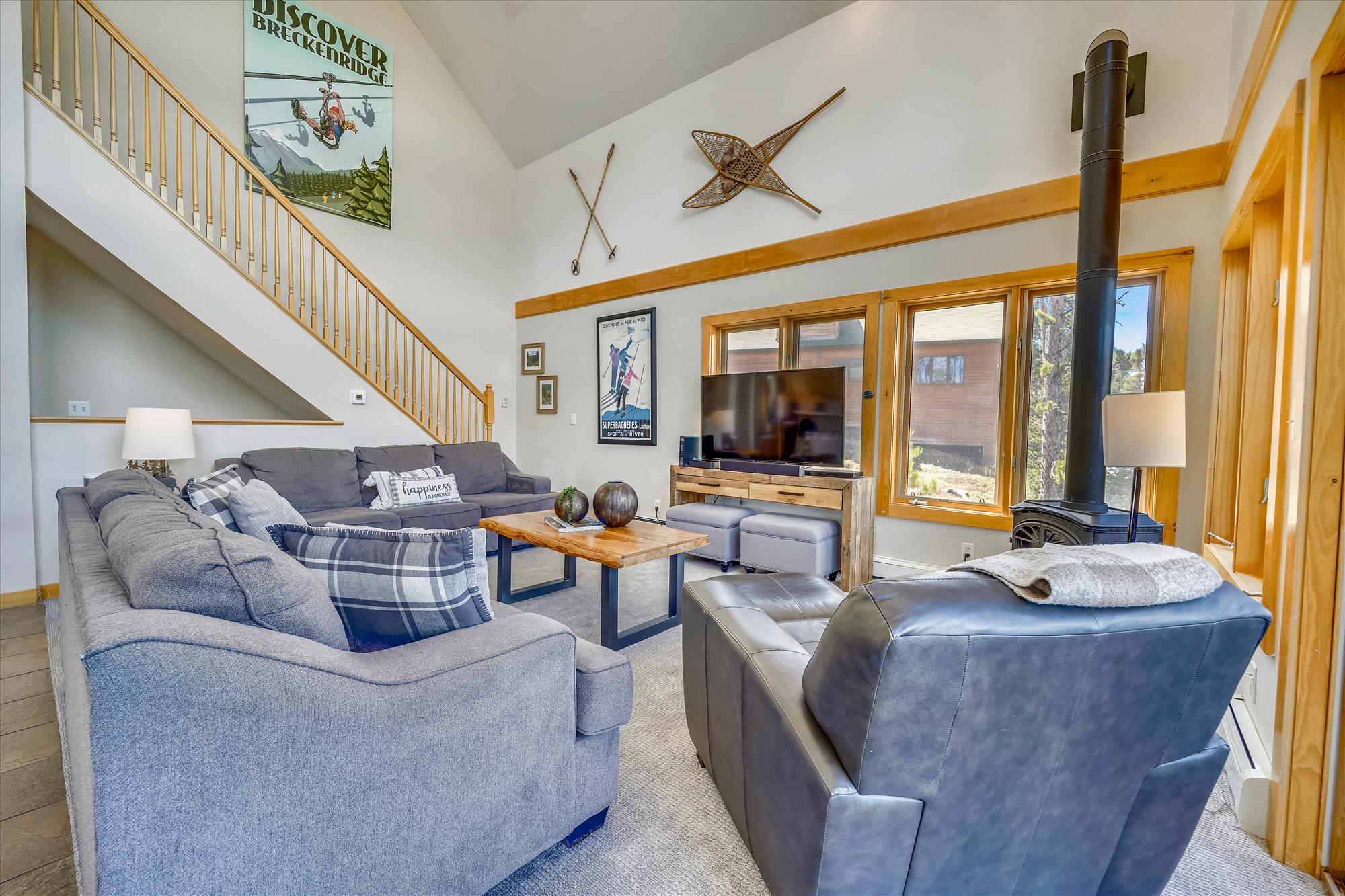 Living Area with fireplace - Powder Moose Villa – Breckenridge Vacation Rental