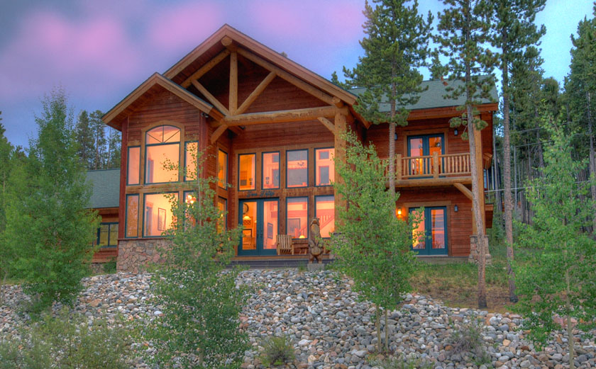This beautiful home close to Main Street Breckenridge and to the slopes