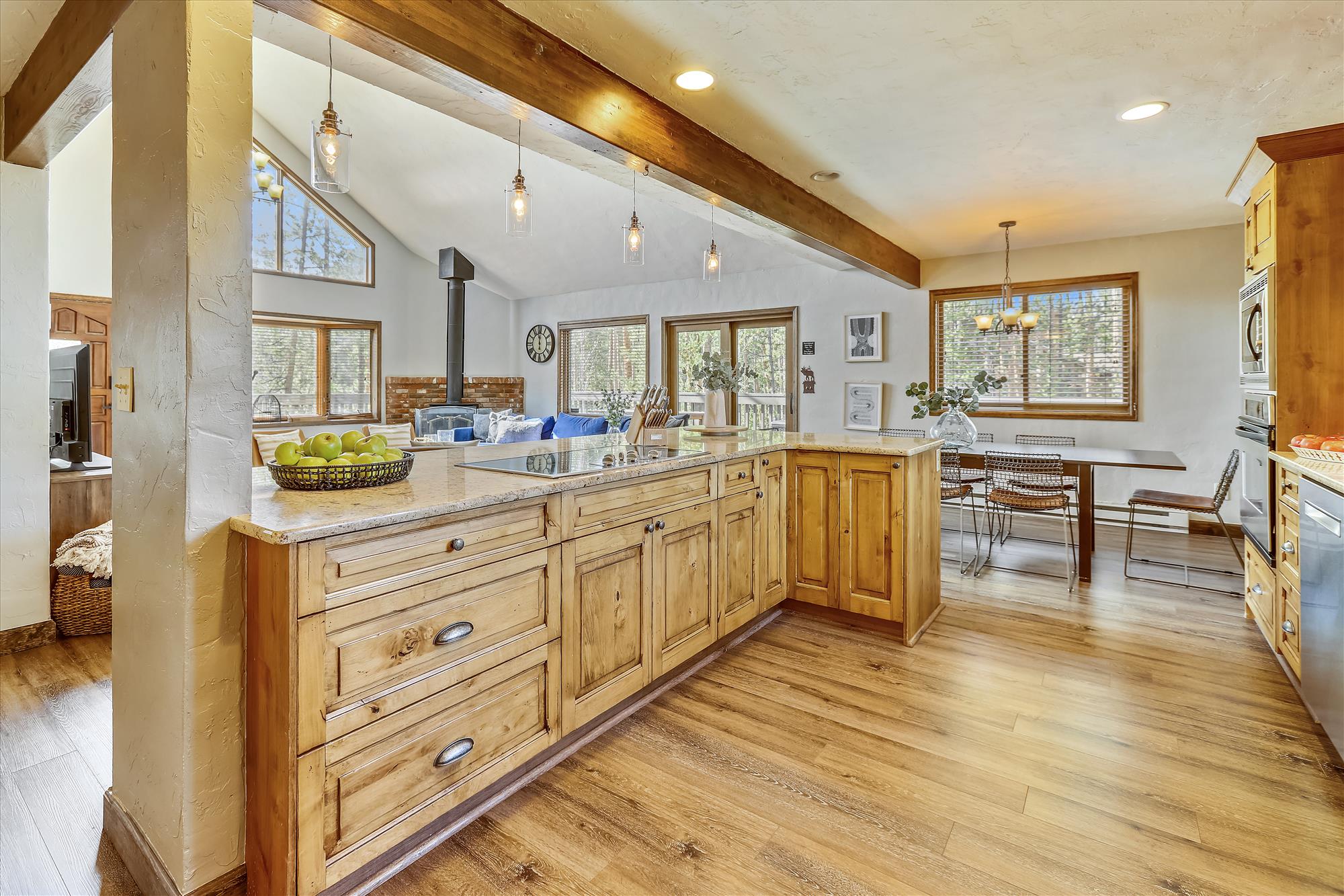 Stainless steel appliances and ample space for all of your cooking needs - Calderon De La Breck Breckenridge Vacation Rental
