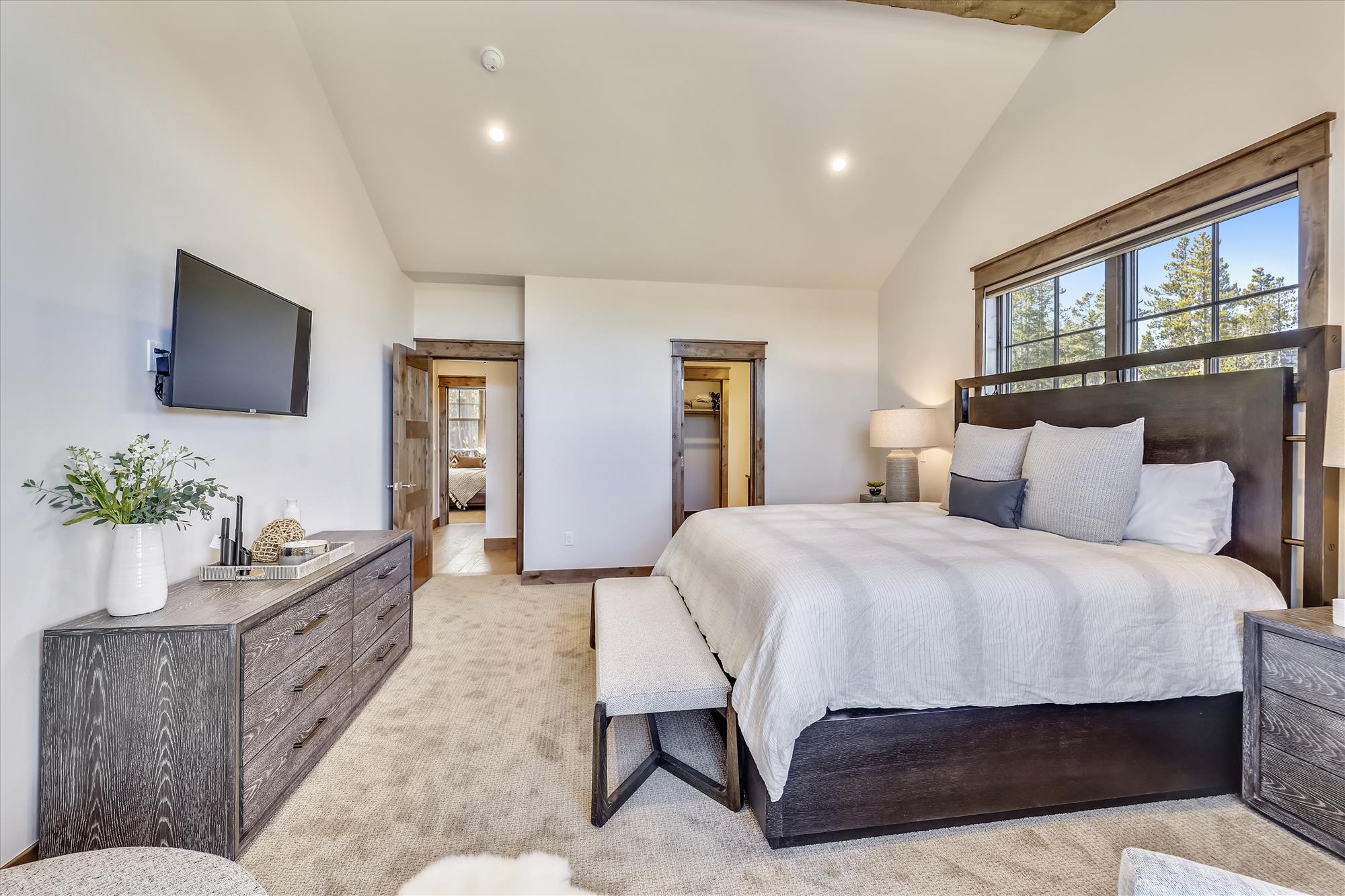Master bedroom with flat screen tv - Cocoa Cabin Breckenridge Vacation Rental