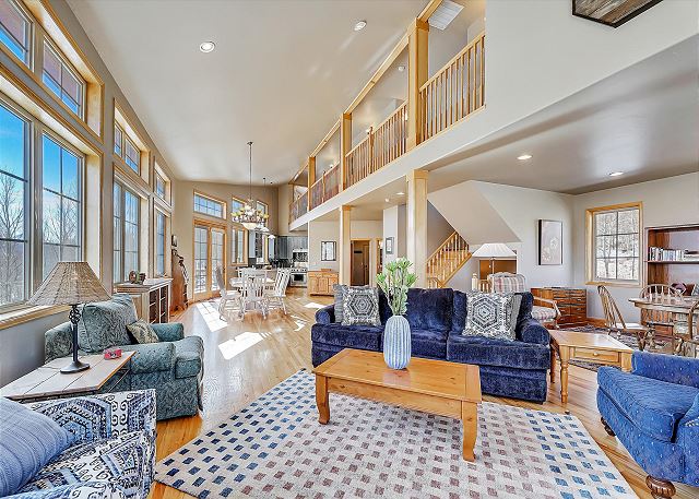Large living area - Chateau D'Amis Silverthorne Vacation Rental