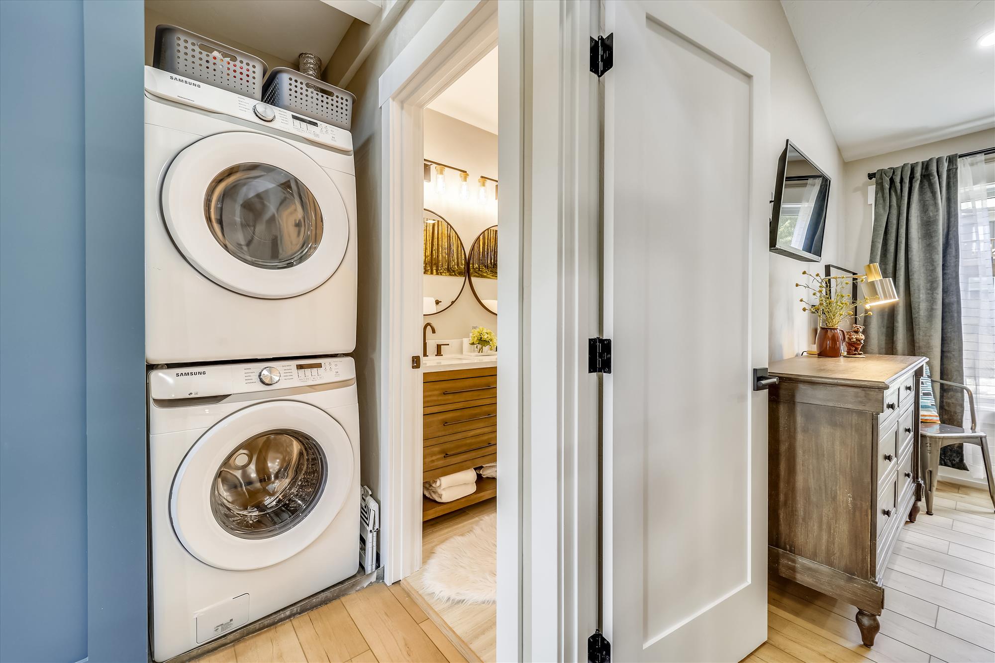 Full-size washer & dryer - upper level - Tenmile Viewhouse Breckenridge Vacation Rental