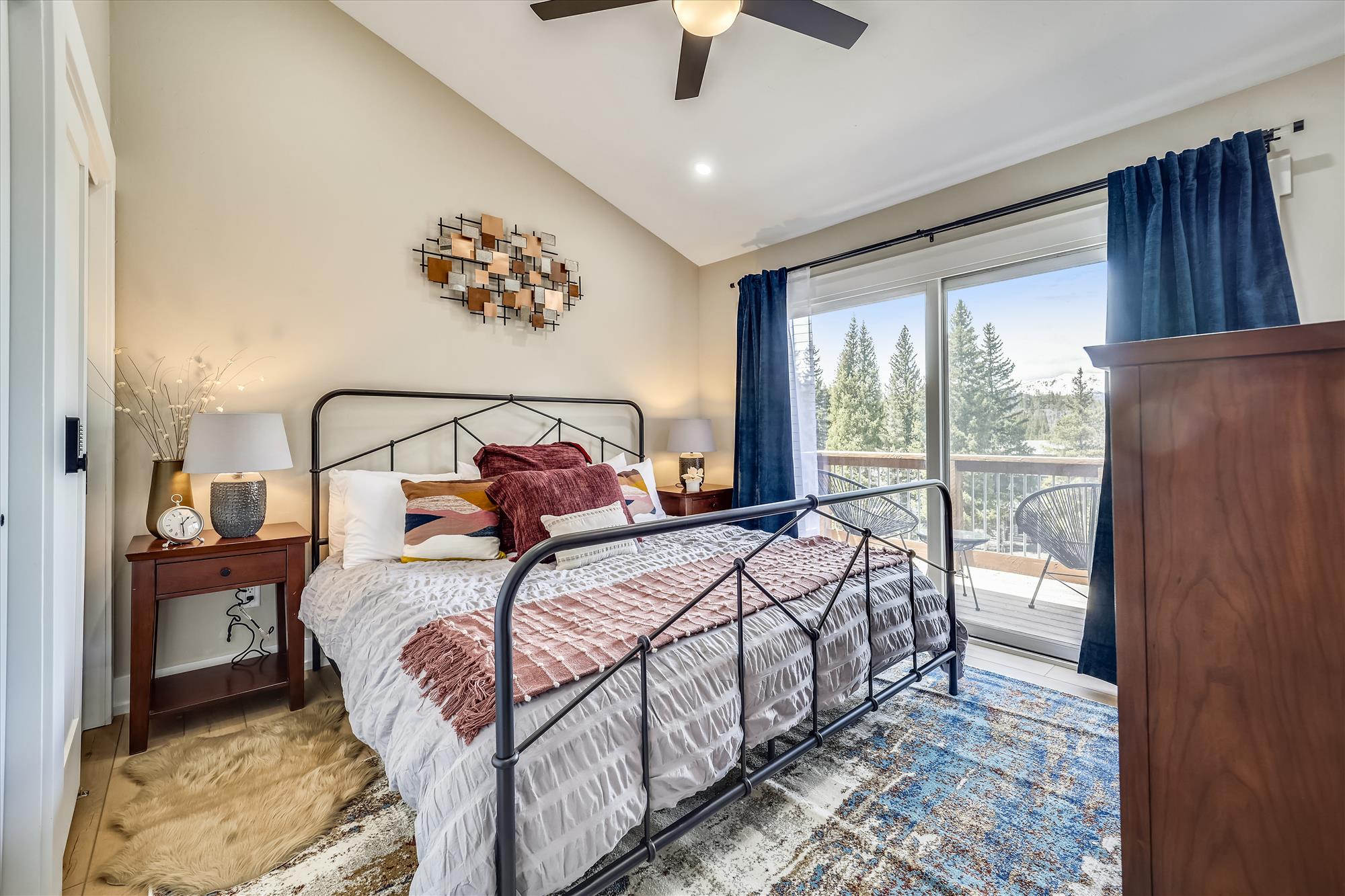 Master King Bedroom - upper level - Tenmile Viewhouse Breckenridge Vacation Rental