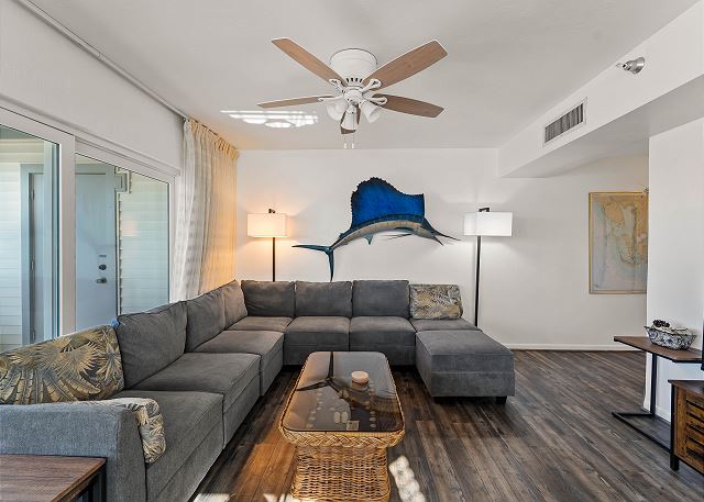 Spectacular Sunset Views from this Comfortable Island Villa on Resort A3111B