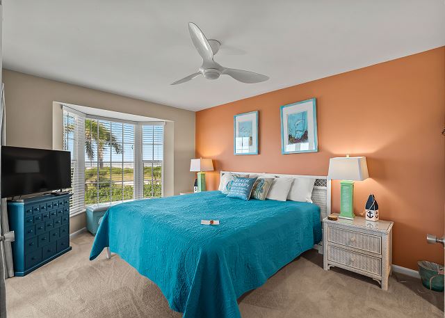  Bright and Cheerful Gulf View Villa B3722B