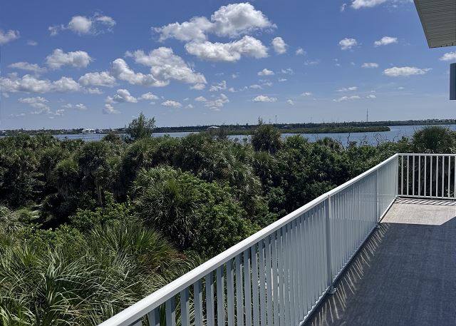 Sable Palm Point 3-bedroom Single Family Home with stunning 360 view CSPP25