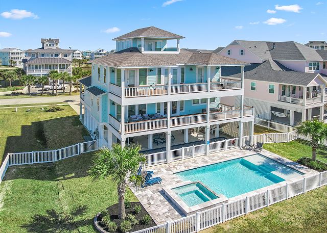 My Blue Heaven - Located in Pointe West