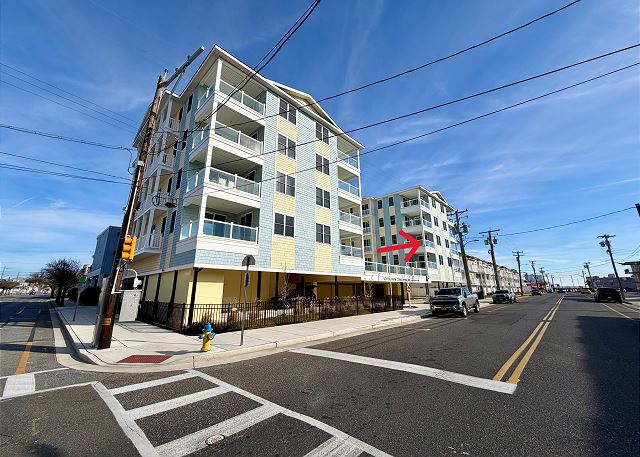 301 E. Wildwood Avenue, Unit 203