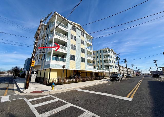 301 E. Wildwood Avenue, Unit 201