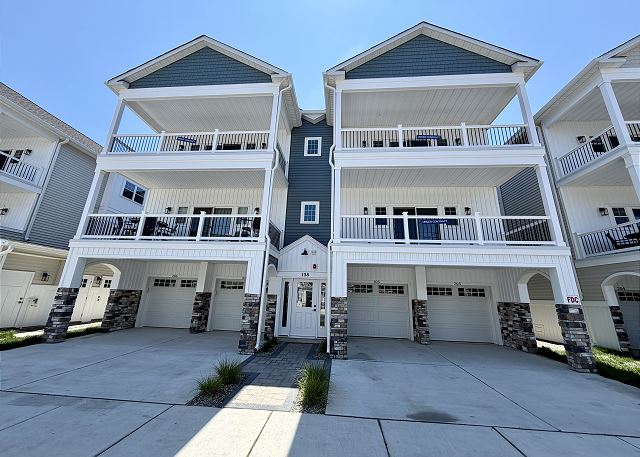 158 East Garfield Avenue, Unit 106, Wildwood, NJ 