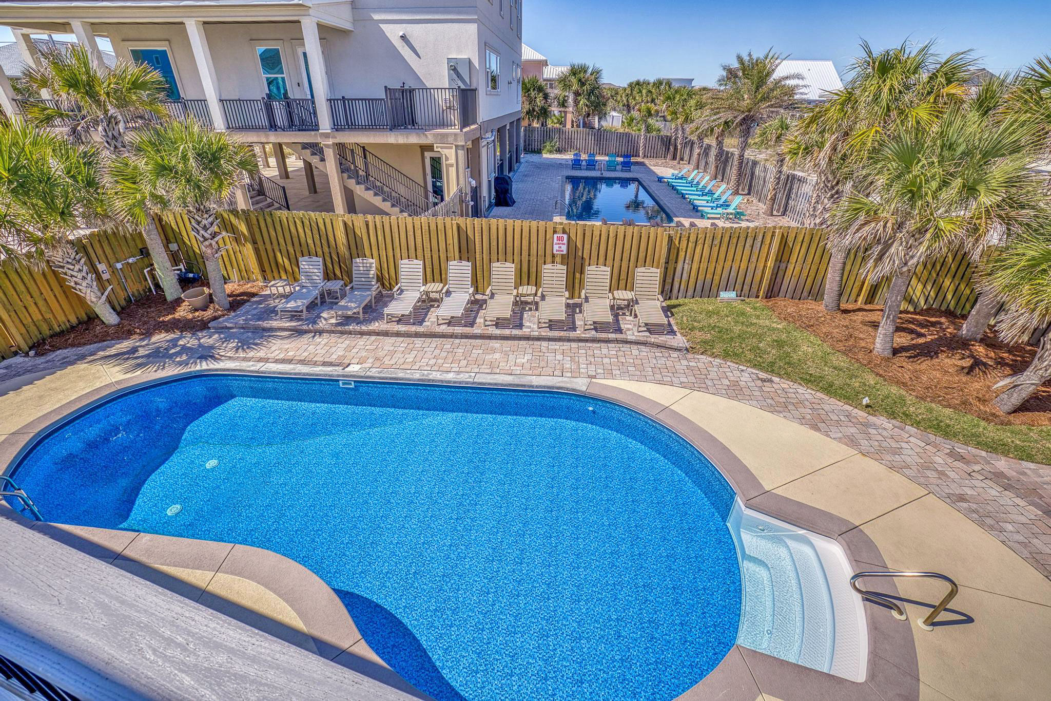 Ariola 1107 | Paradise Beach Homes