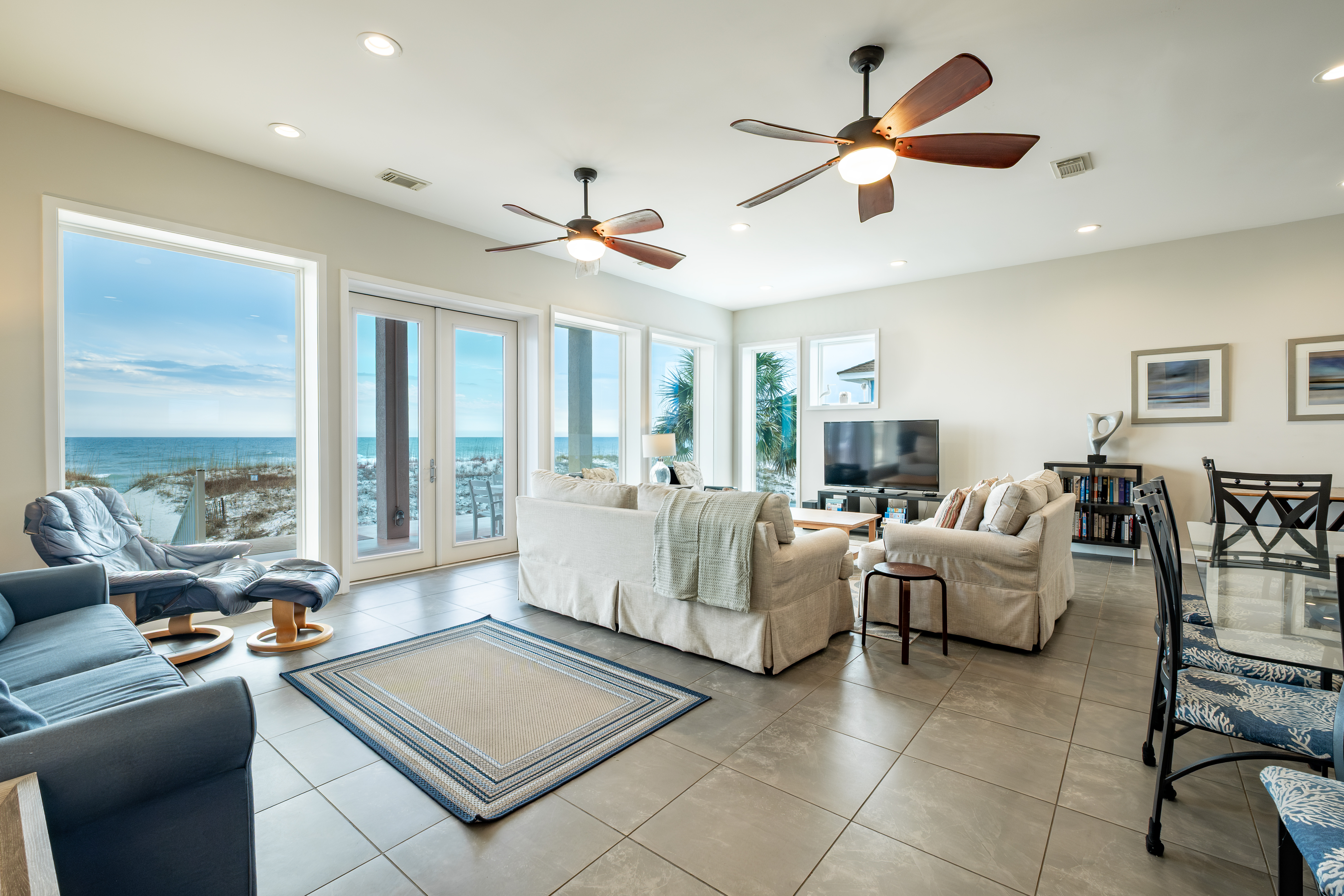 ❀conana❀　BORDERS at BALCONY✨ 新タグ付きフリル Ariola 904 | Paradise Beach Homes