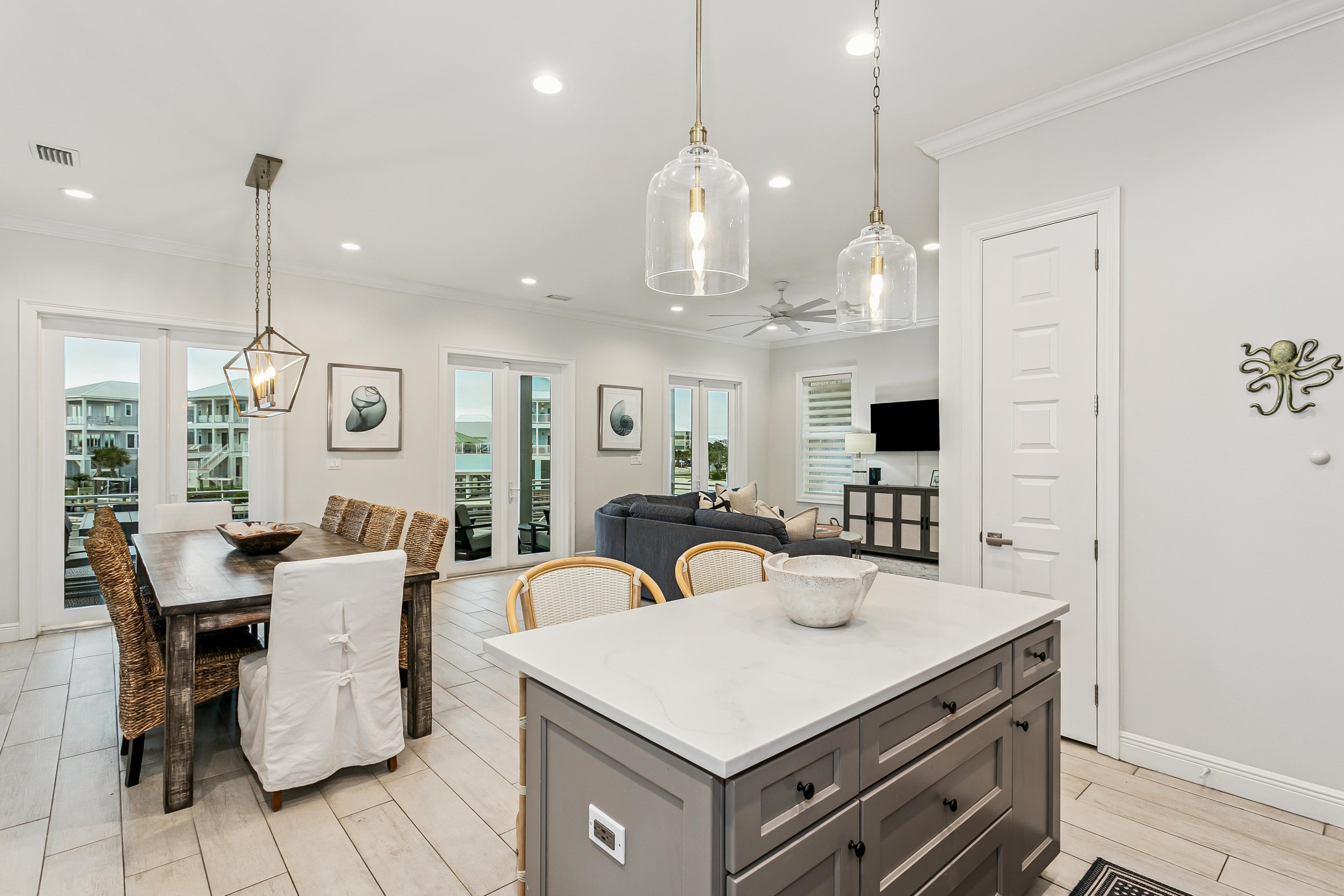 7310 Spinnaker Court - Casa Blanca | Paradise Beach Homes