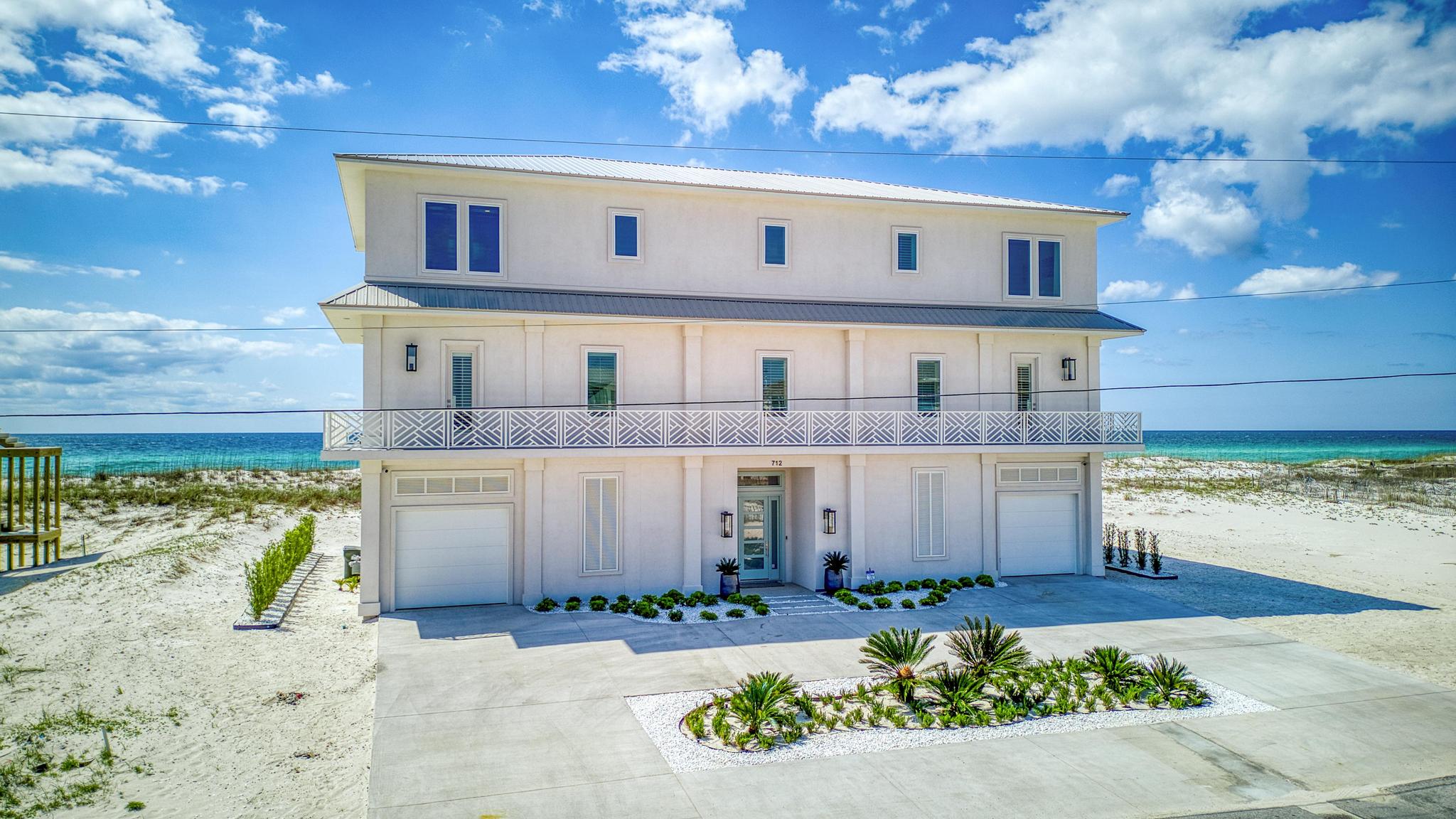Ariola 712 | Paradise Beach Homes
