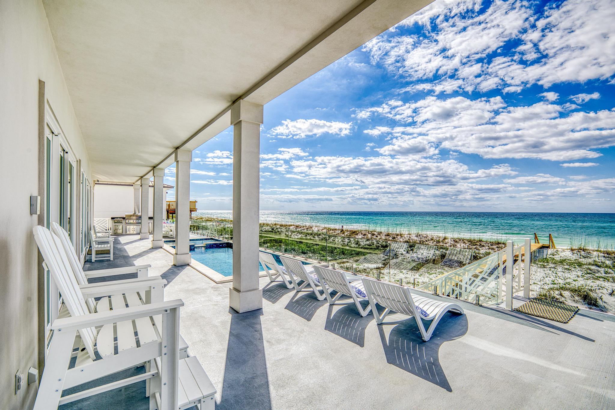 Ariola 712 | Paradise Beach Homes