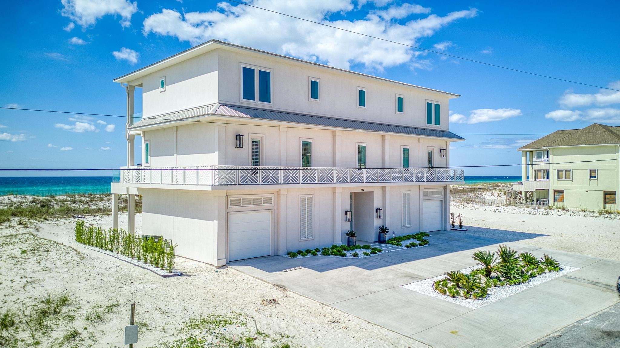 Ariola 712 | Paradise Beach Homes
