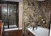 Level Four, Great River View - 411