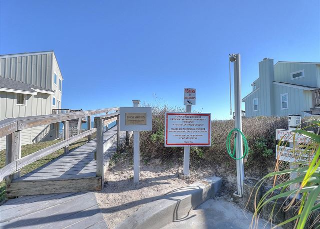 Boardwalk and rinse station