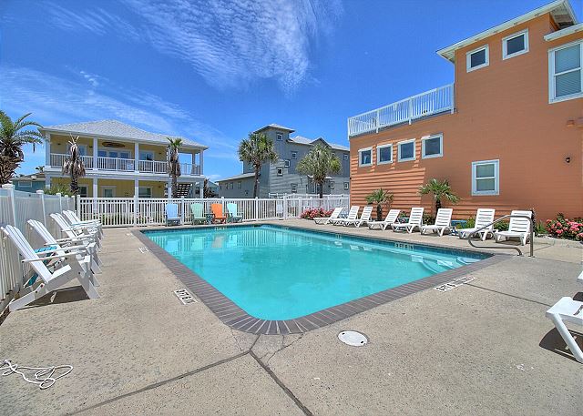 Equipped with poolside seating!