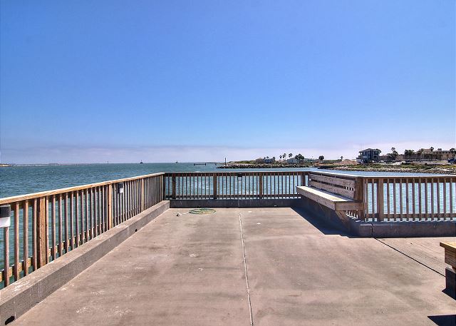 Channel View private fishing pier 