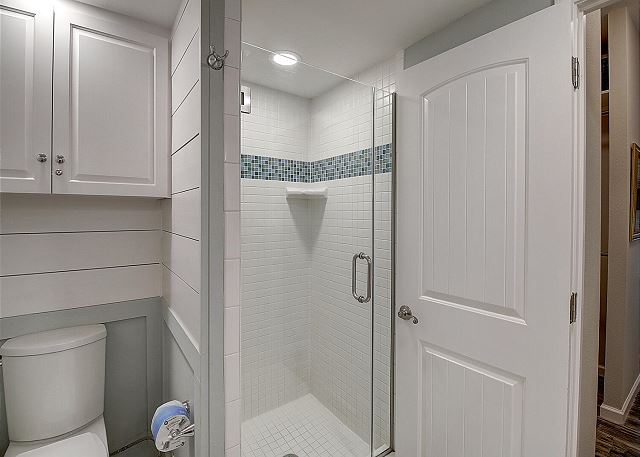 King Bathroom with walk in shower