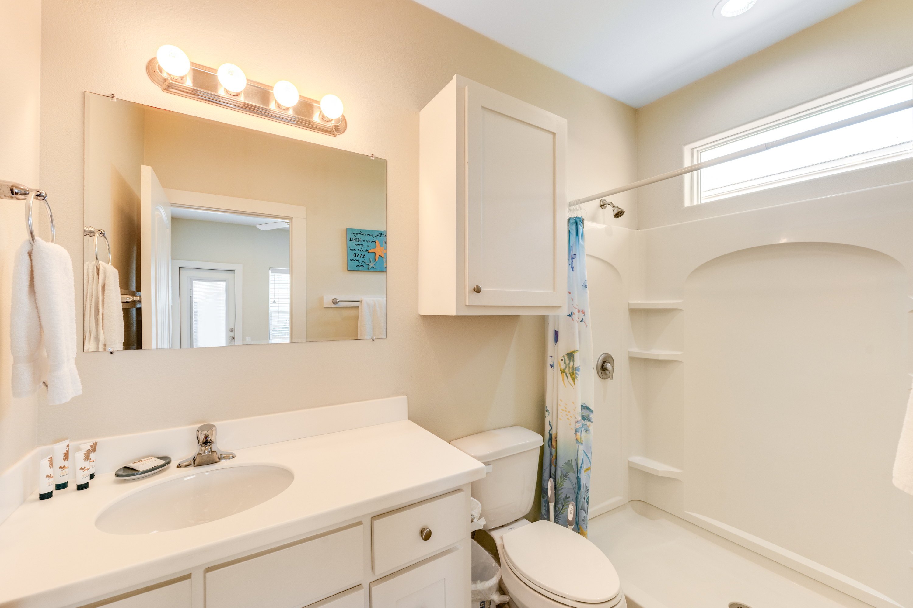Clean and inviting ensuite bathroom designed with guest comfort in mind