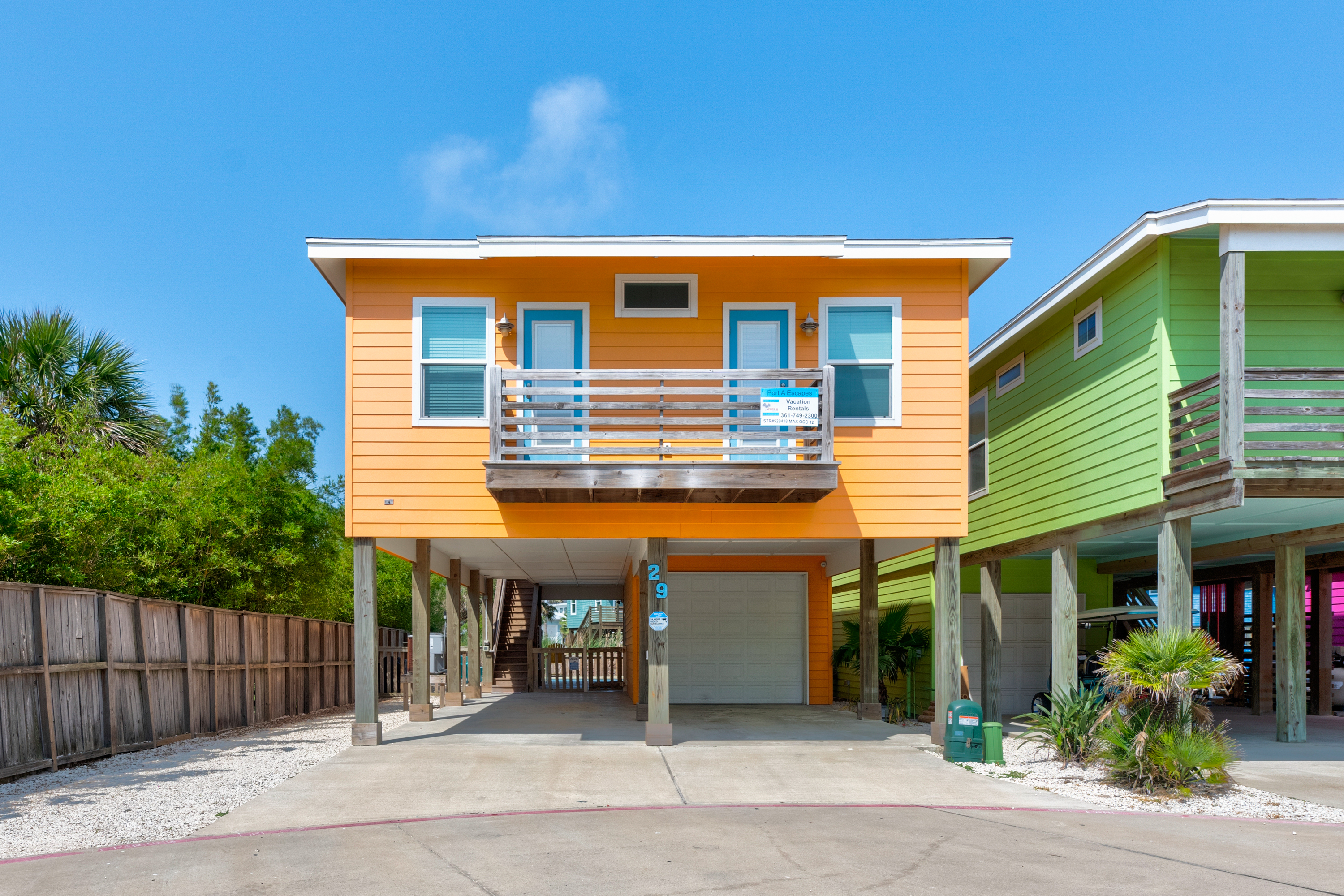 Welcome to your vibrant Port Aransas retreat!