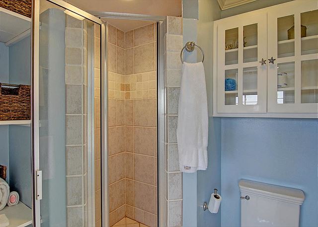 King Bathroom Walk-in Shower
