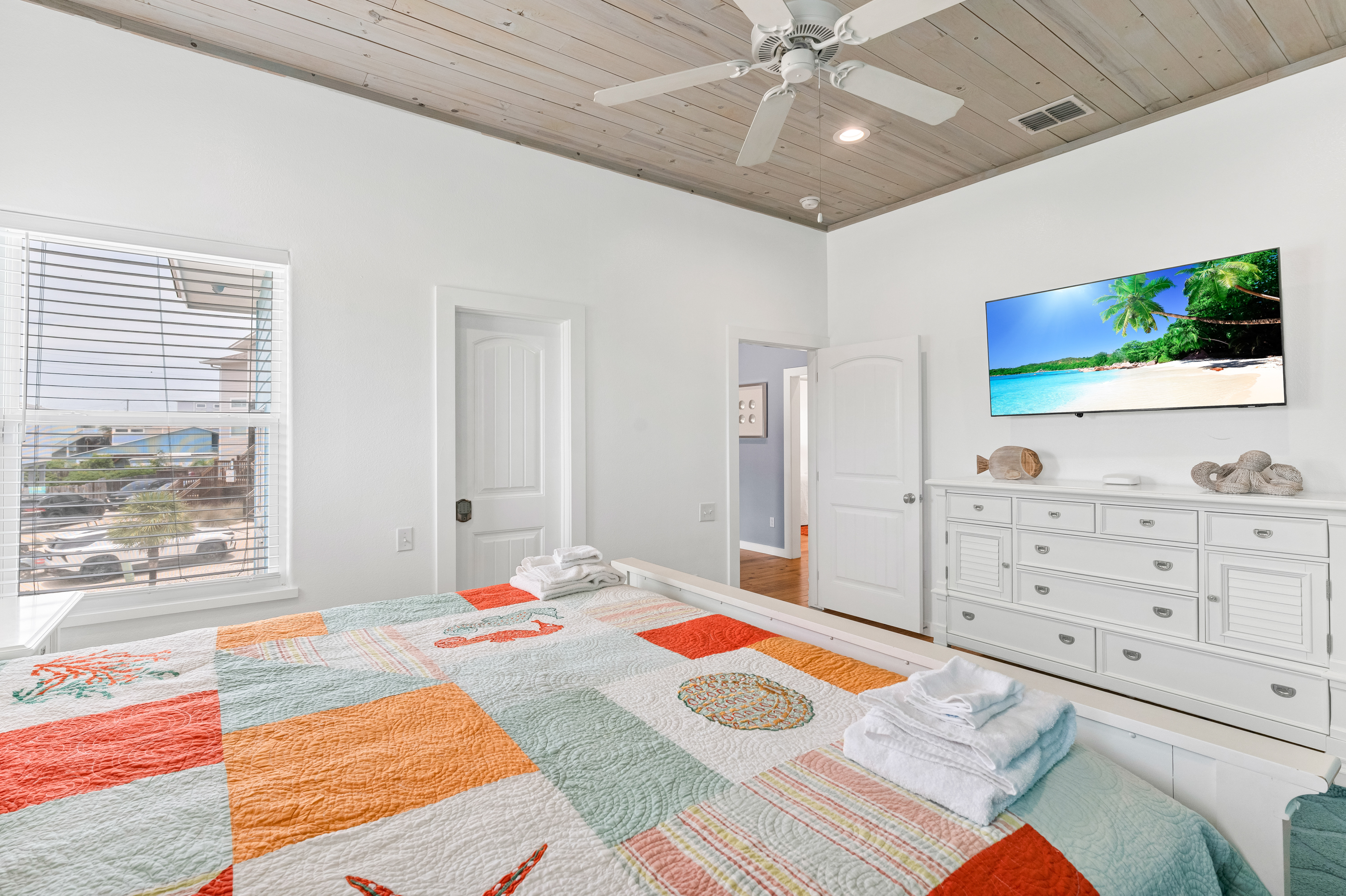 Unwind in Style—Catch Your Favorite Shows