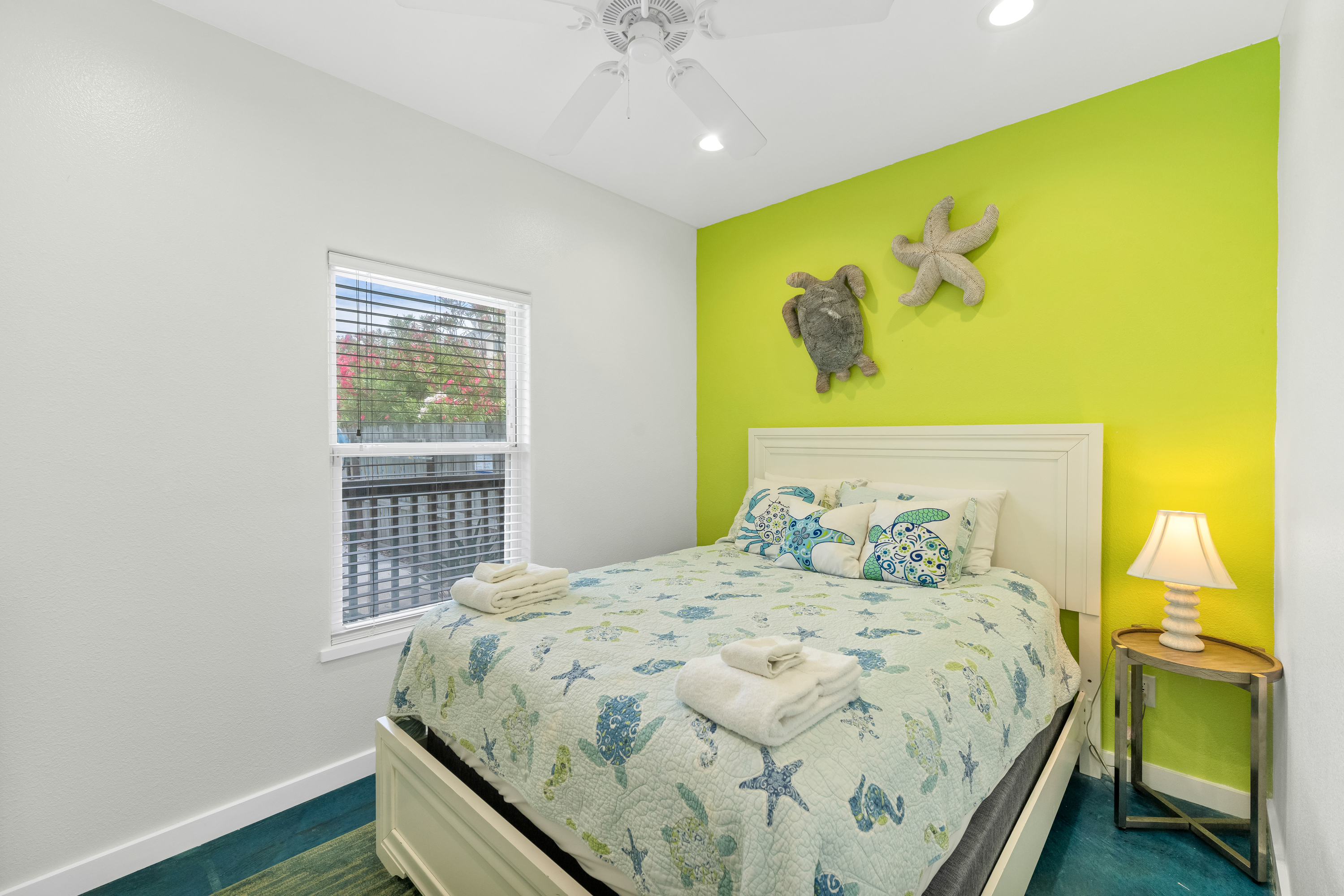 Cozy Nights with Queen-Size Ease