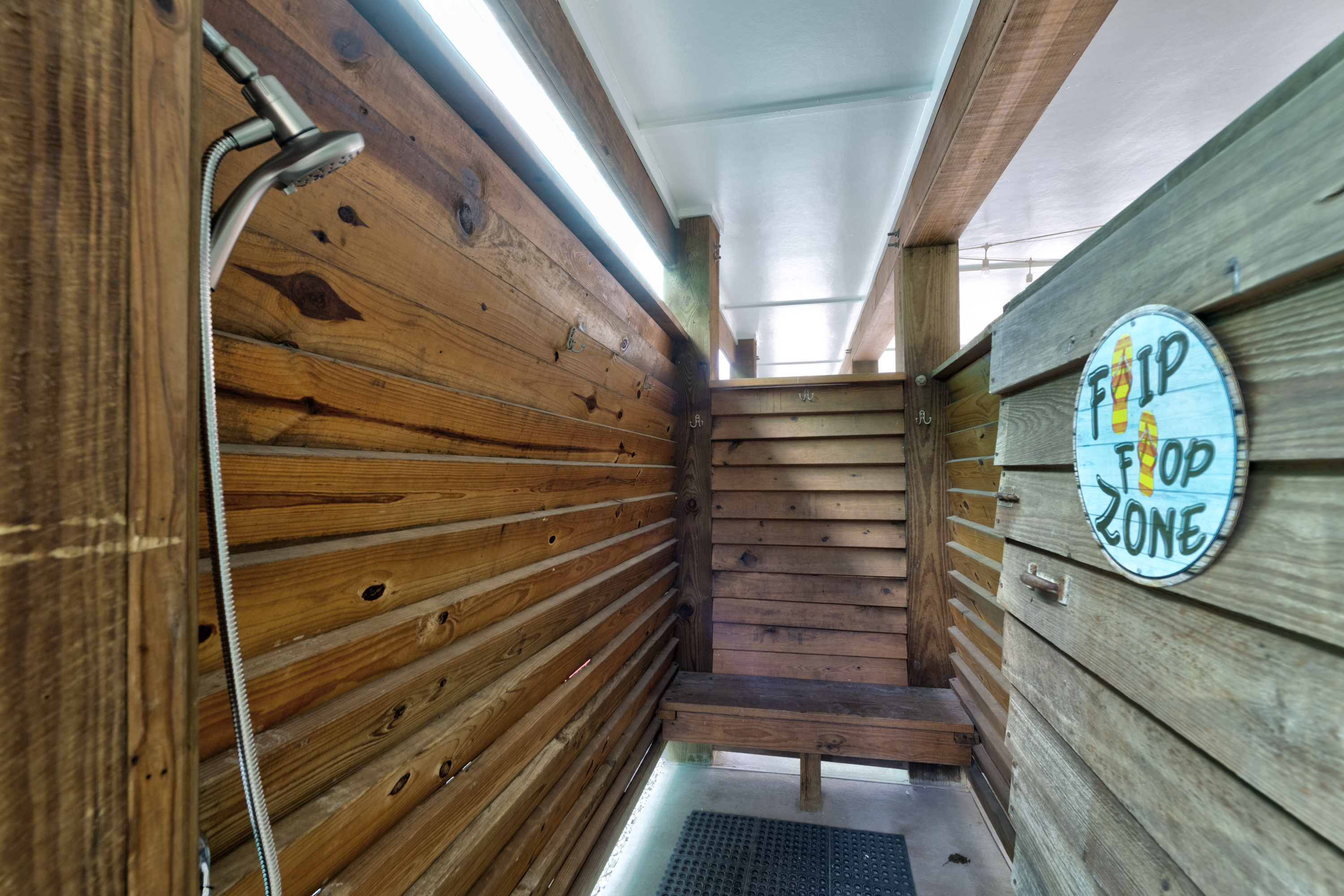 Flip Flop Life OV22 - Pet Friendly | Photo 26