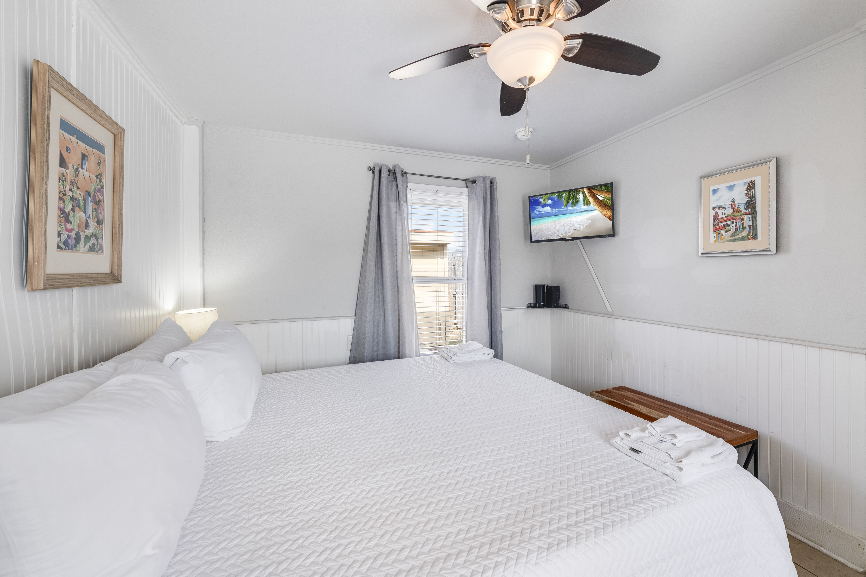 Coastal-inspired retreat with King bed and flat screen TV