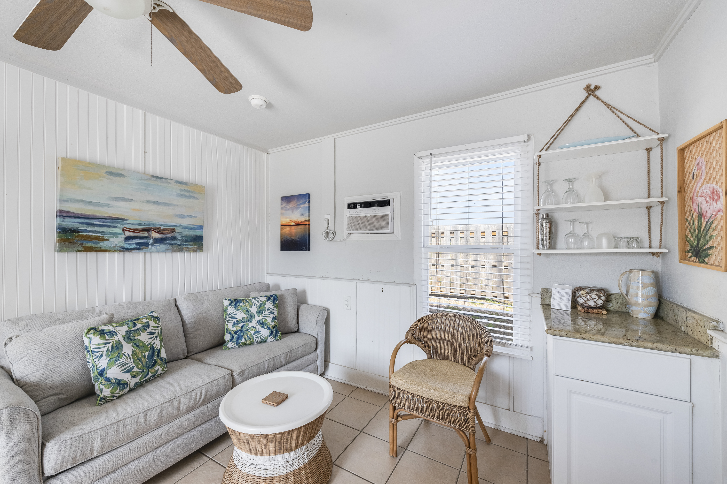 Living area with queen size sleeper sofa