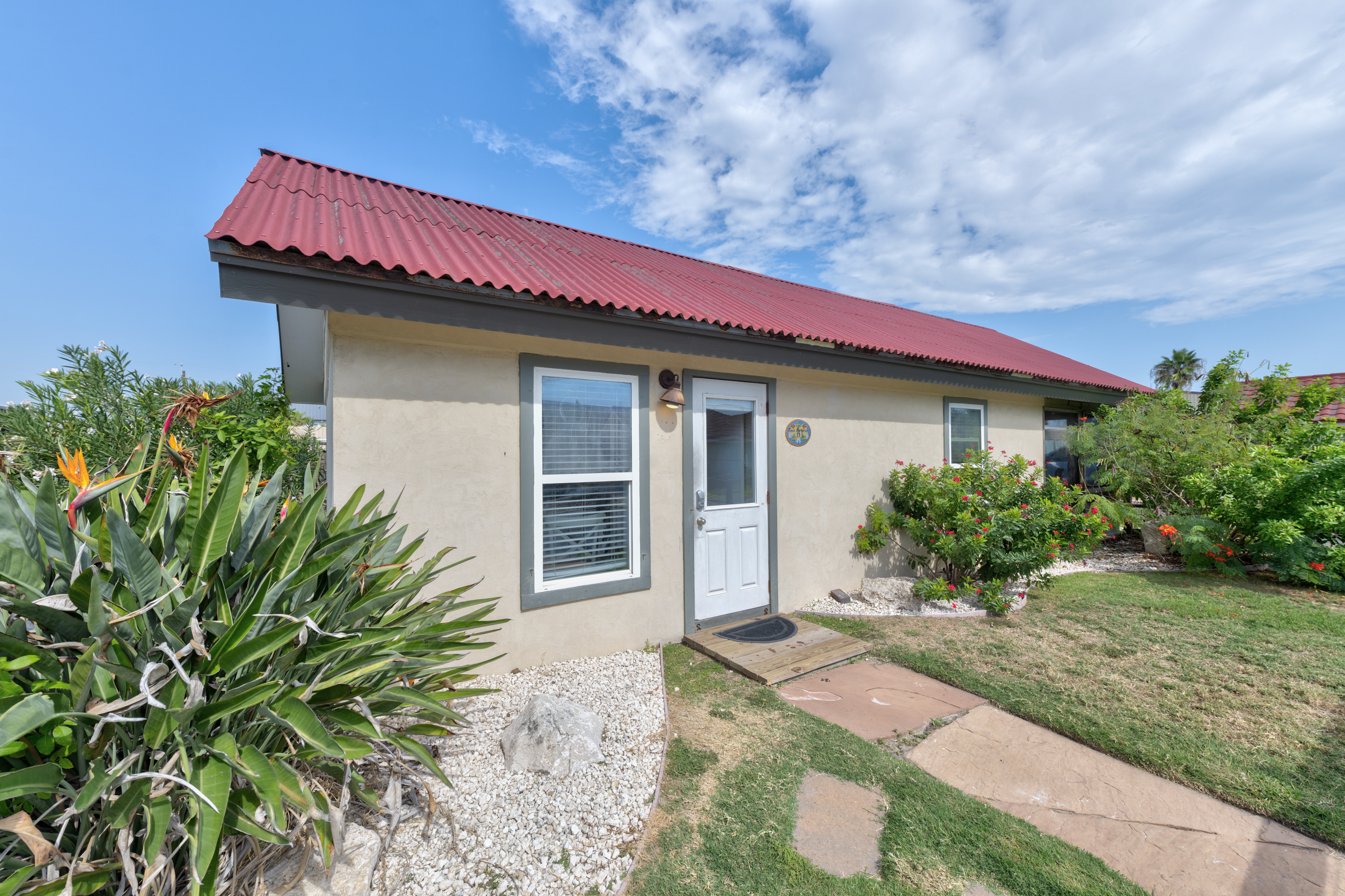 Front entrance that enters into your king suite bedroom