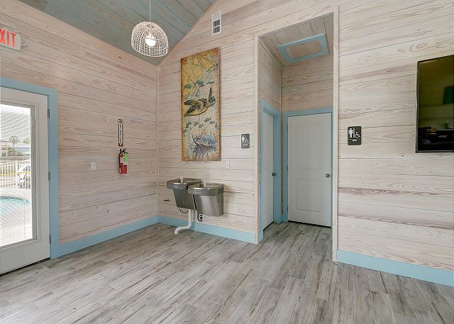 The Retreat Bathrooms 