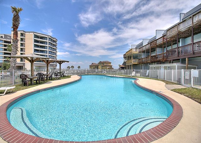Community pool