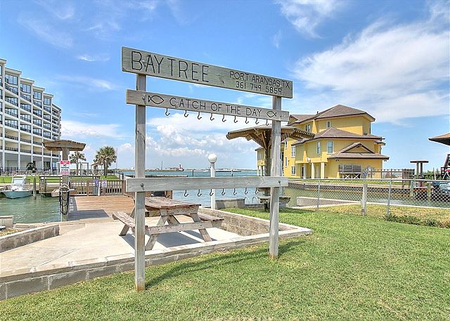 private lighted fishing pier