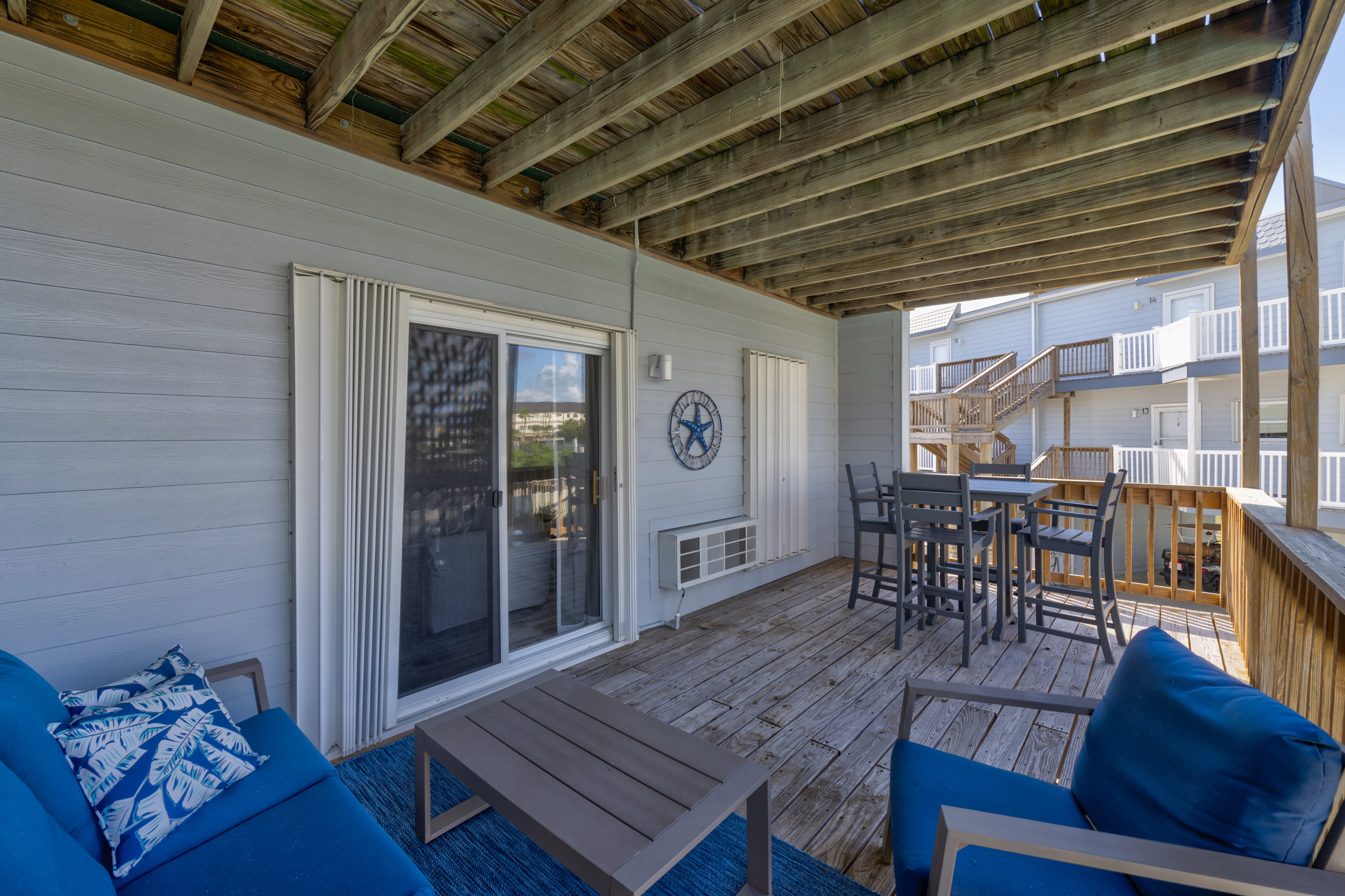 Can’t get over this view from the balcony—absolutely picture-perfect!