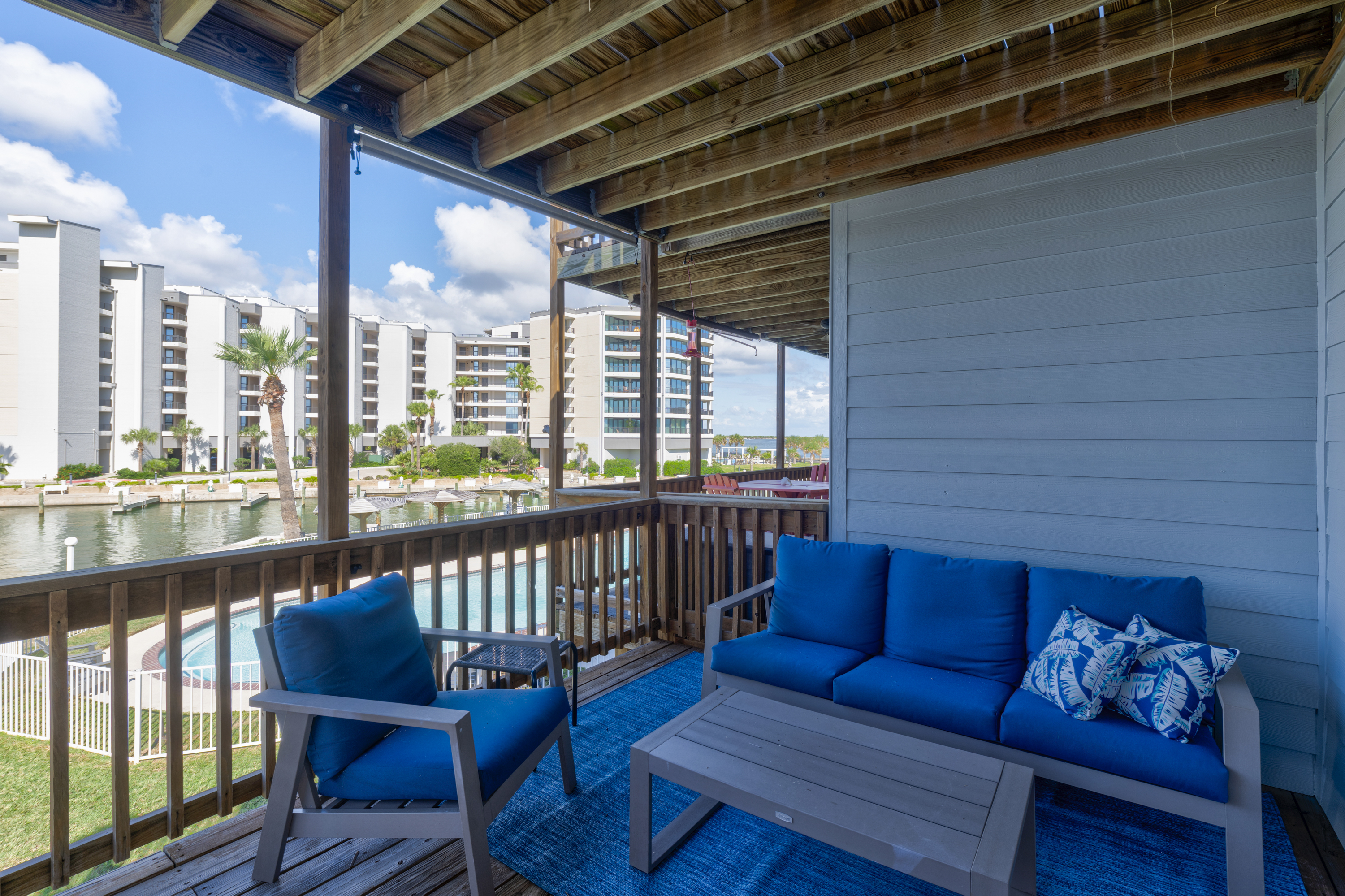 Morning coffee or evening cocktails—this balcony view makes every moment feel like a getaway.