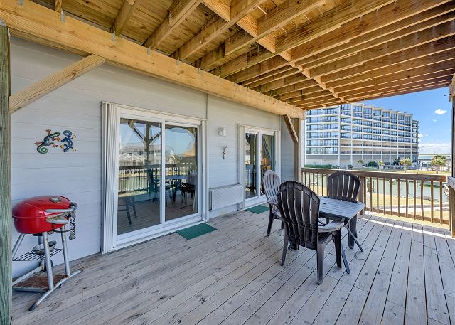 Deck with seating