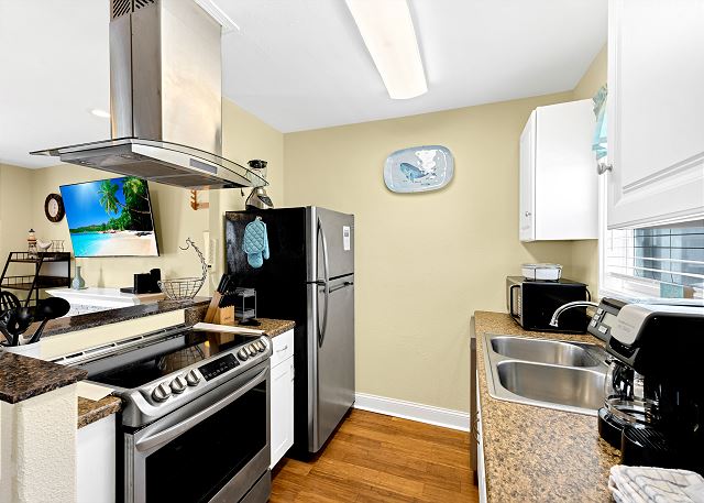 kitchen with a duo pod and drip coffee maker