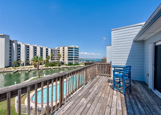 Spacious balcony with a view of the Gulf Intercoastal