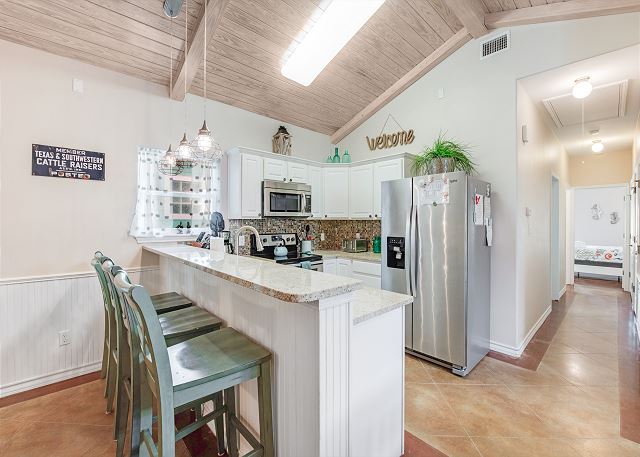 Island breakfast bar for casual dining