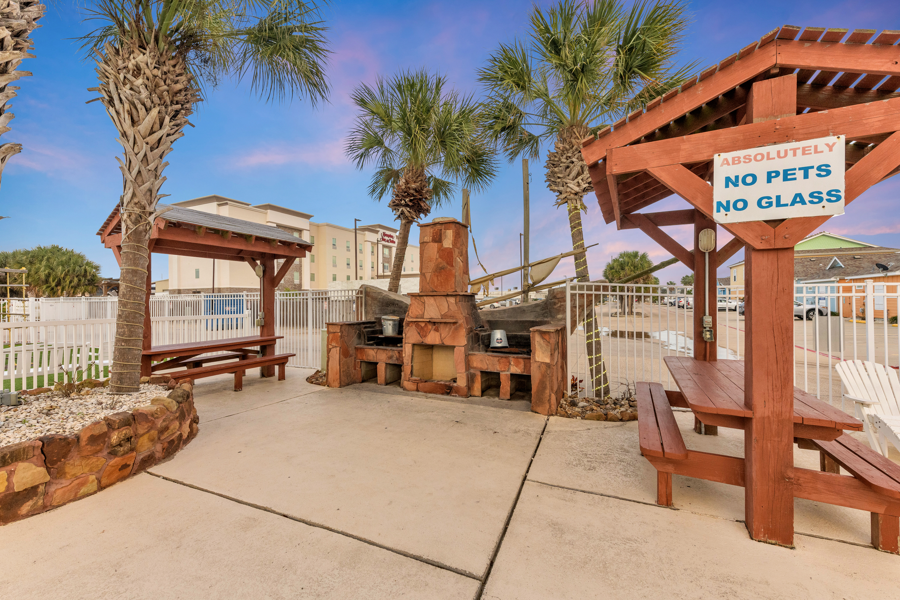 Pirates Bay Community Grilling Area an Ideal Space to Serve Up Meals and Memories 