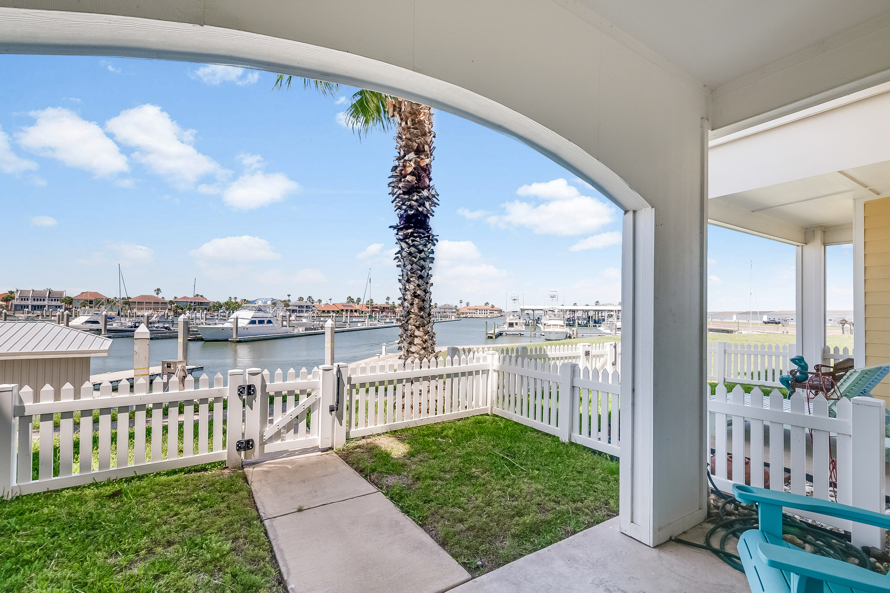 Sparkling Views from the Front Porch/Queen Bedroom Patio Lounge Space