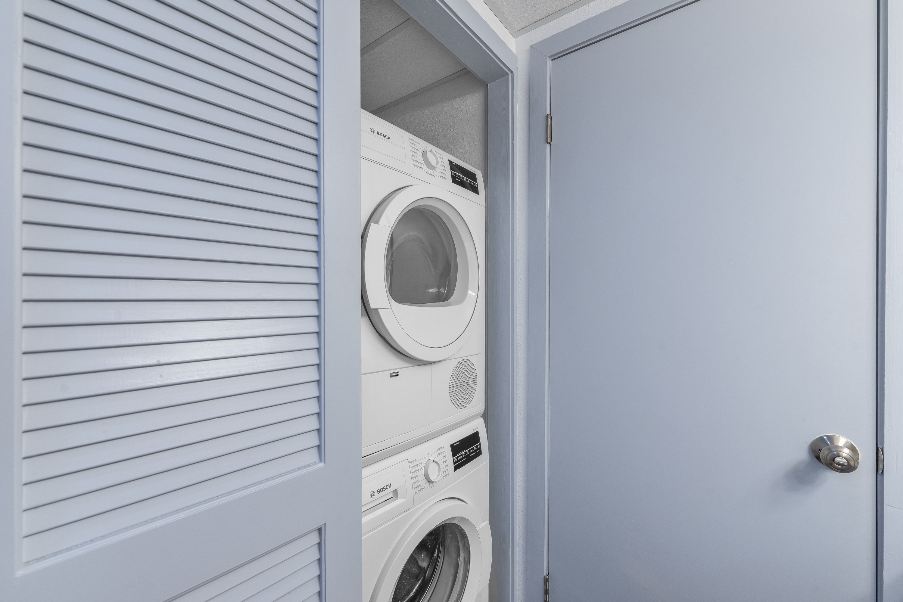 Laundry Made Easy with In-Unit Washer & Dryer