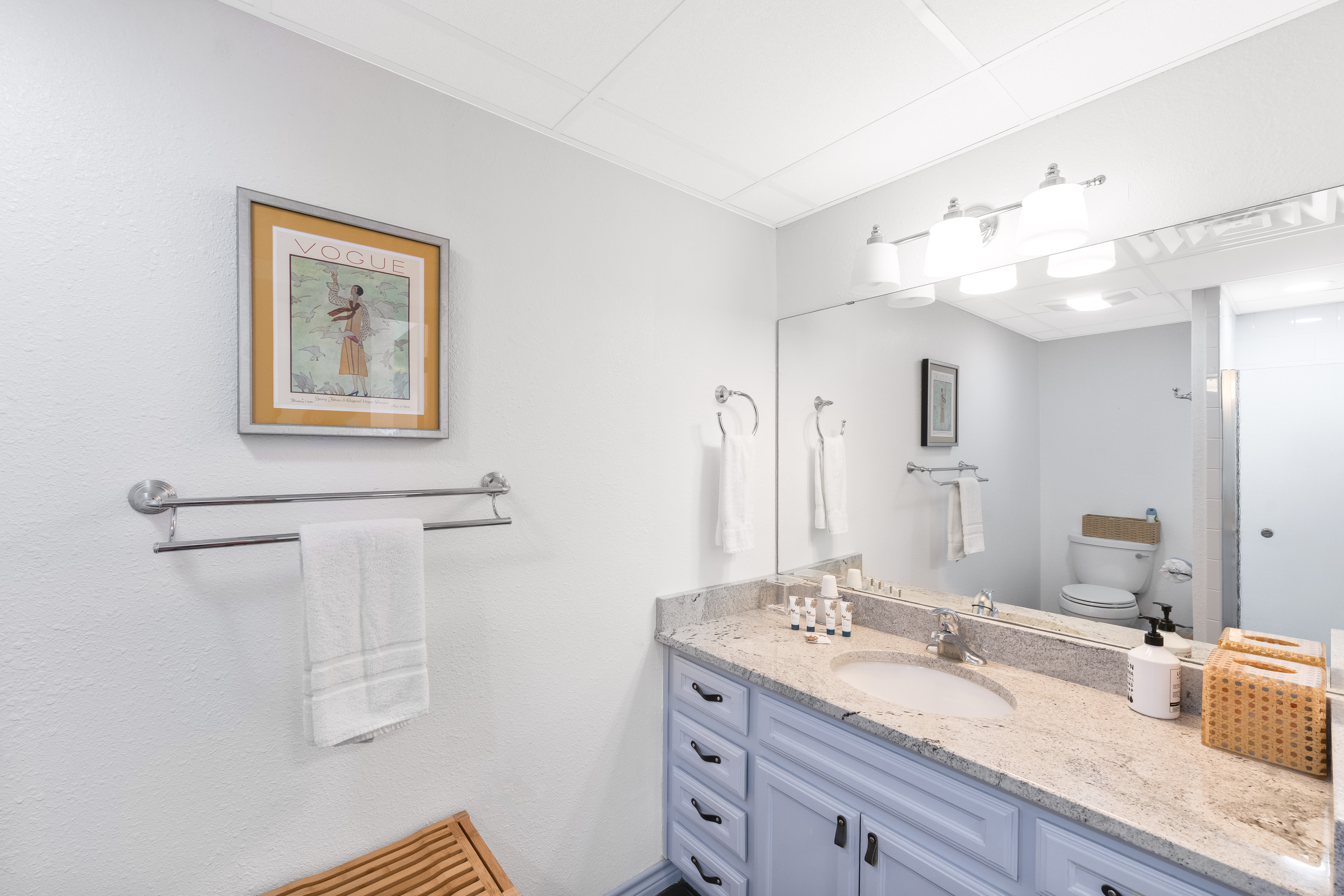 Guest Bathroom Just Steps Away from Living and Sleeping Areas
