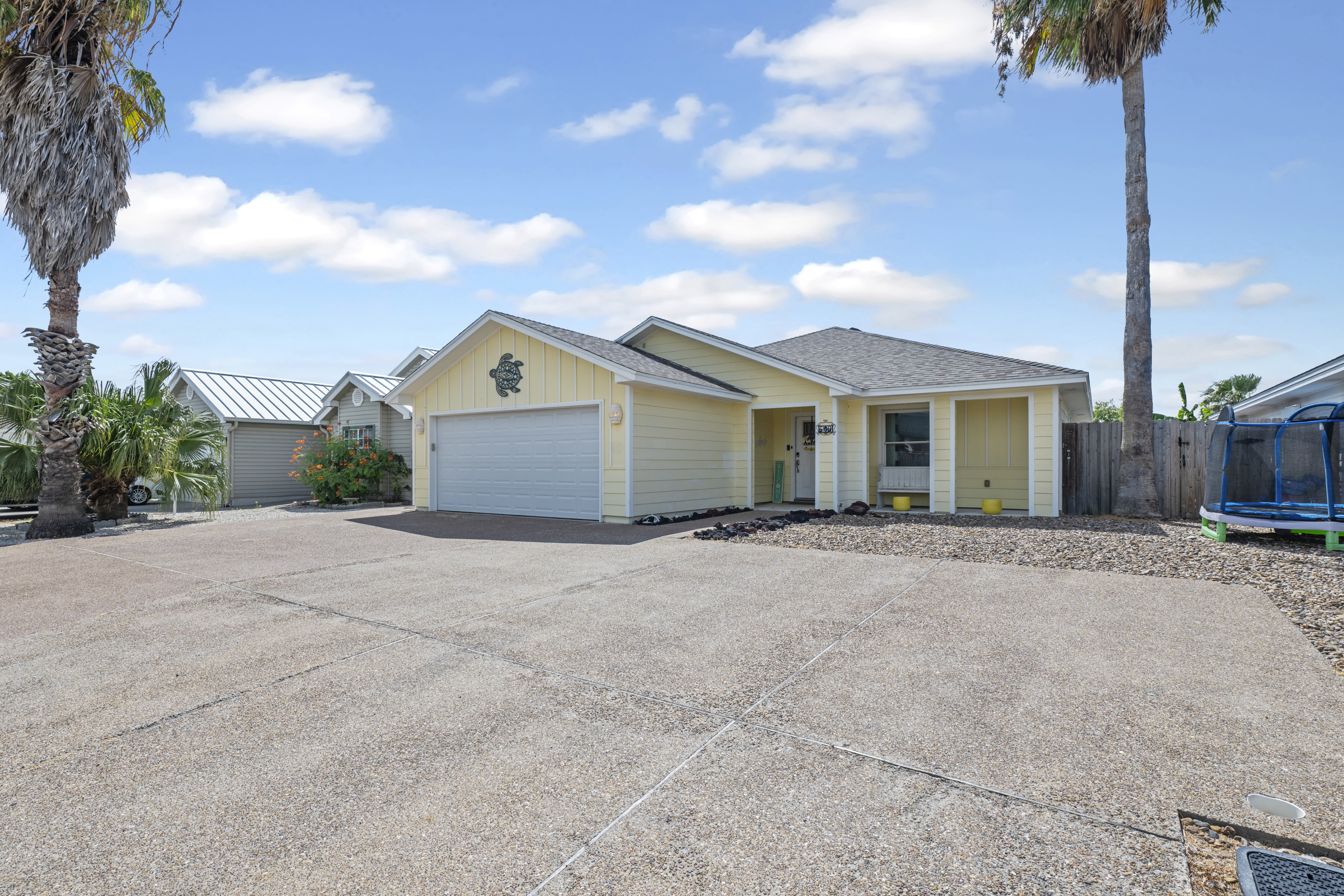 Sunbeam Cottage CHV509