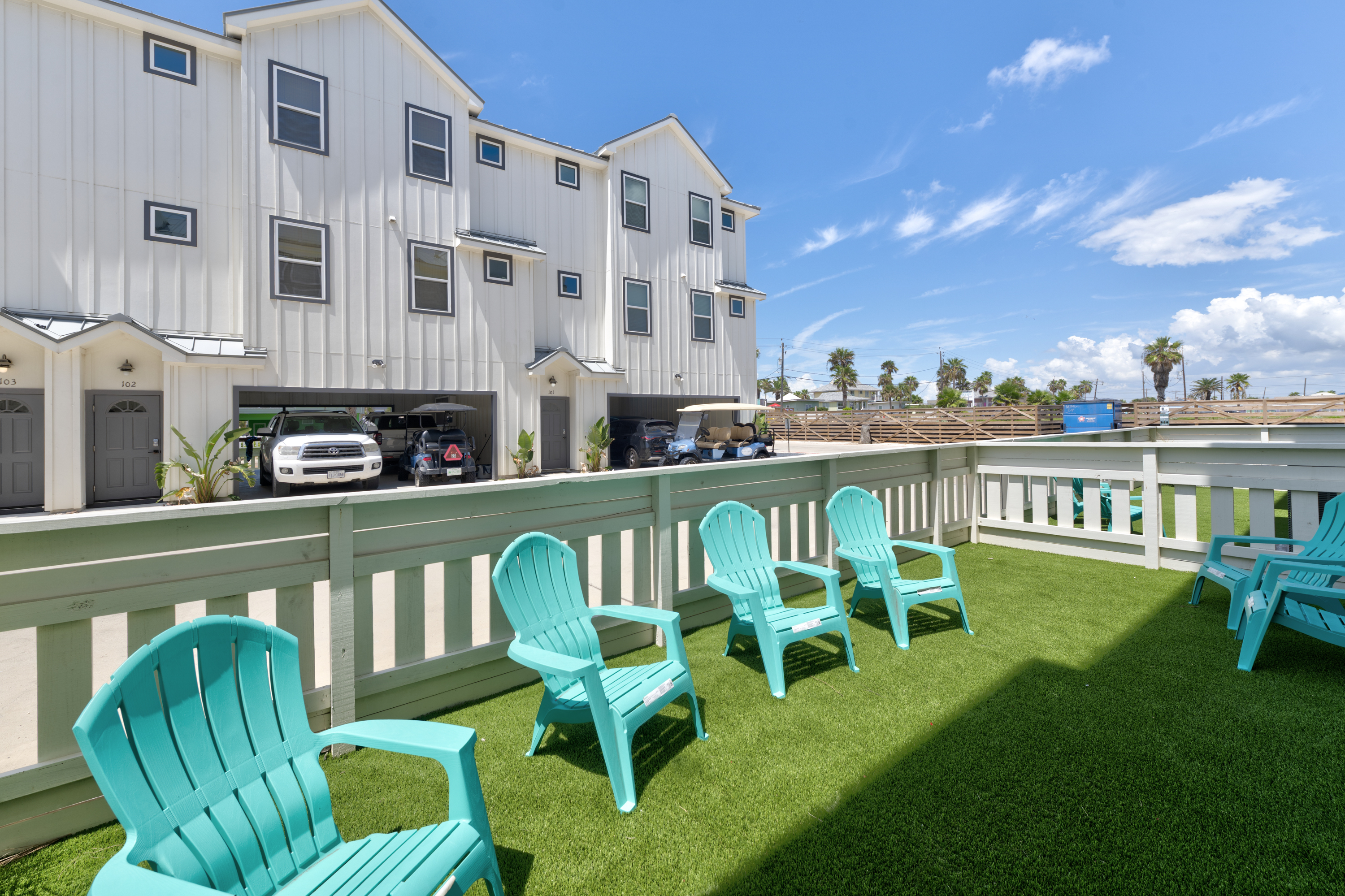 Private Outdoor Space with Turf- Perfect for Lounging and Games